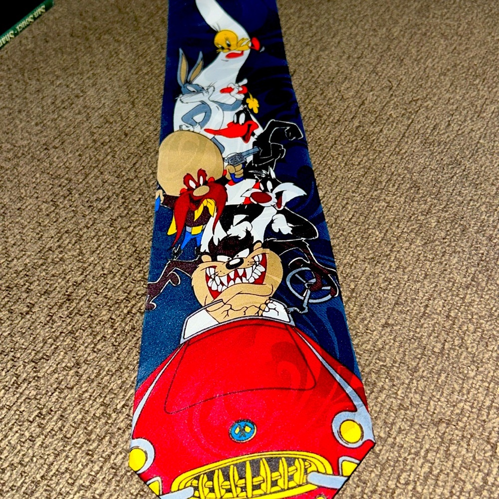 Balancine Hot Cakes 1993 Sports Football Necktie Looney Tunes